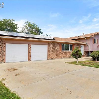 7 Colt Ct, Pueblo, CO 81008