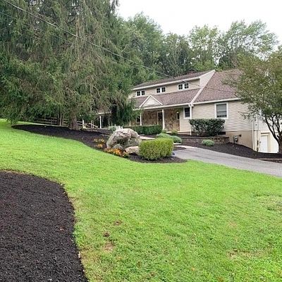 7 Laurel Pl, Chester, NJ 07930