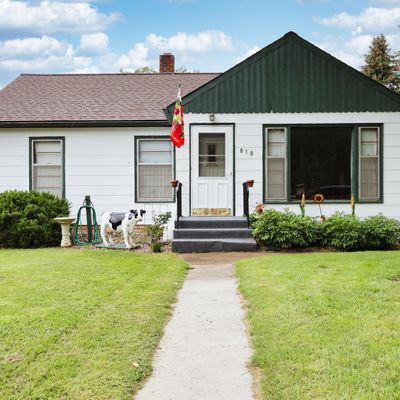 818 Bradley Ave, Gibbon, MN 55335