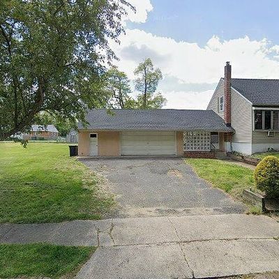 823 New Jersey Ave, Woodbury, NJ 08096