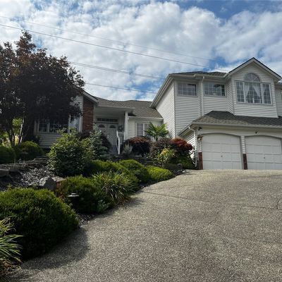 8441 129 Th Ave Se, Newcastle, WA 98056