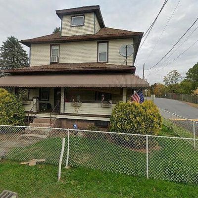 849 Goodman St, Throop, PA 18512