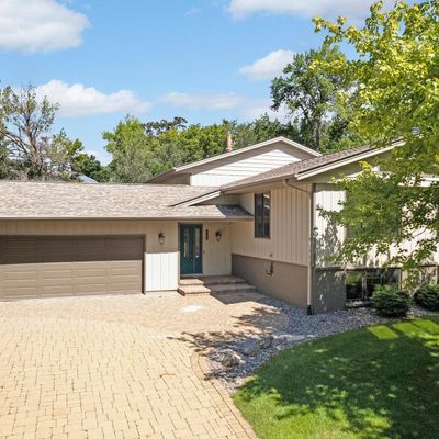 7668 Mariner Pt, Maple Grove, MN 55311