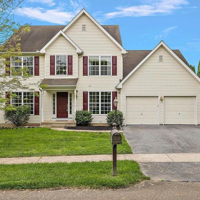 8 Gouge Blvd, West Grove, PA 19390