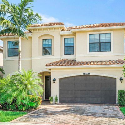 8095 Ironstone Dr, Delray Beach, FL 33446