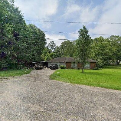 810 Meadow Pl, Bogalusa, LA 70427