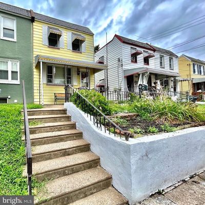 810 Pine St, Bristol, PA 19007