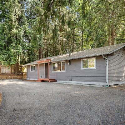 9512 Edmonds Way, Edmonds, WA 98020