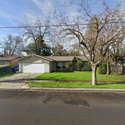 917 Rose Ave, Modesto, CA 95355