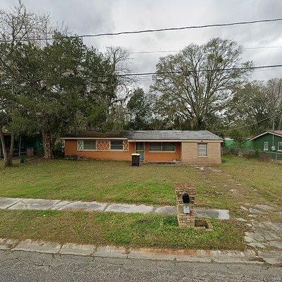 9270 Greenleaf Rd, Jacksonville, FL 32208