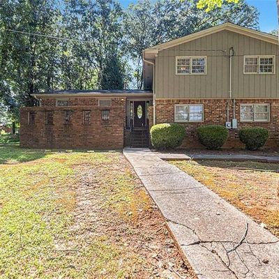 100 Chippewa Ct, Riverdale, GA 30296