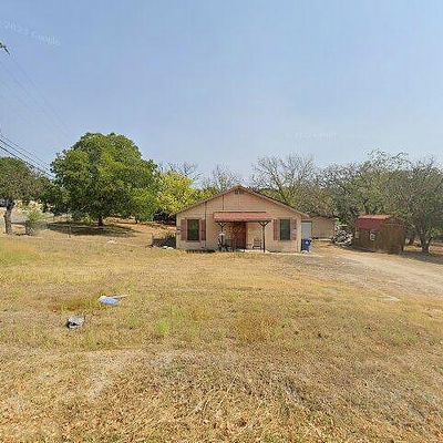 101 4 Th St, Ingram, TX 78025