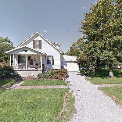 101 N 7 Th St, Elkville, IL 62932