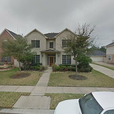 10107 Iron River Dr, Houston, TX 77064