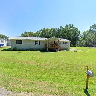 1011 Chief Daybreak Dr, Crossville, TN 38572