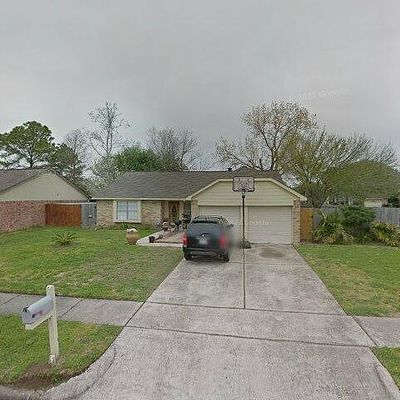 10127 Park Ln, La Porte, TX 77571