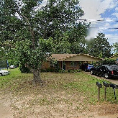 1013 Pierce Ln, Jacksonville, TX 75766