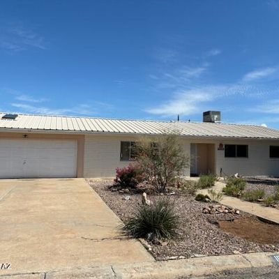 1019 E Mescal Dr, Pearce, AZ 85625