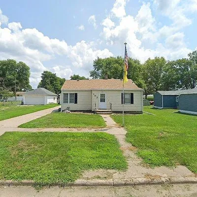 102 Alice St, Essex, IA 51638