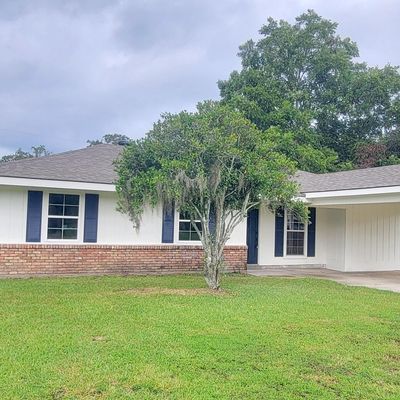 103 W Saltilla St, New Iberia, LA 70563