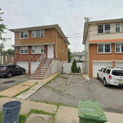 103 Walnut St, Roselle, NJ 07203