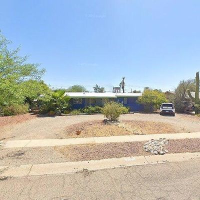 1032 S Carnegie Dr, Tucson, AZ 85710