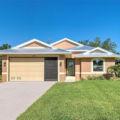 104 Boxwood Ln, Rotonda West, FL 33947