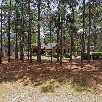 104 Juniper Creek Blvd, West End, NC 27376