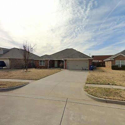 105 N Silver Way, Mustang, OK 73064