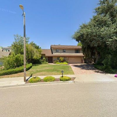 1059 Diamond Dr, Santa Maria, CA 93455