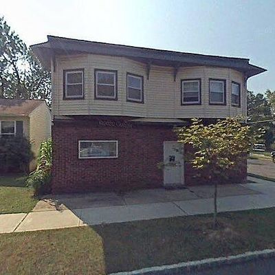 106 Fairview Ave, Somerville, NJ 08876