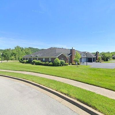 11403 Ridge Lake Dr, Louisville, KY 40272