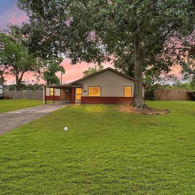 115 Anna St, Tomball, TX 77375