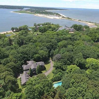 117 Centre Island Rd, Oyster Bay, NY 11771