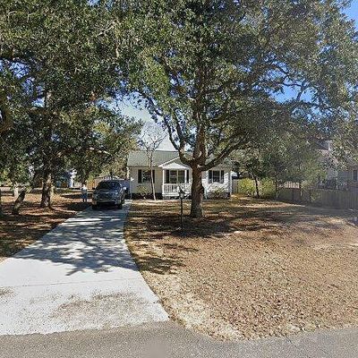 118 Nw 8th Street Oak Island, Island, NC 28465