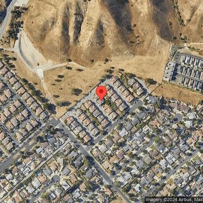 11843 Apple Grove Ln, Sylmar, CA 91342