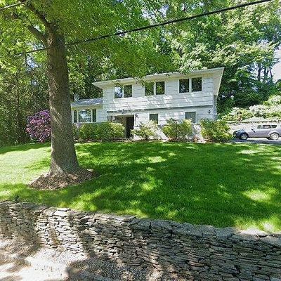 12 Stonehedge Ln, Madison, NJ 07940