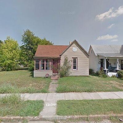 1204 Hampton St, Paducah, KY 42001