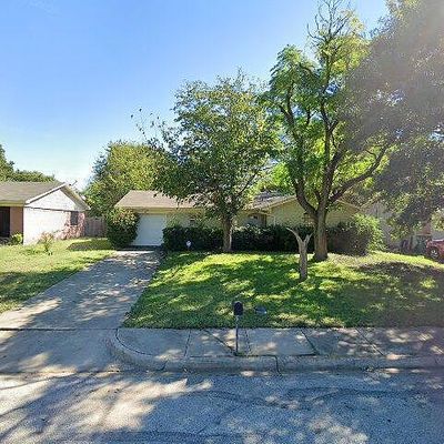 1205 Venus St, Cedar Hill, TX 75104