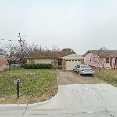 1209 Louella St, Grand Prairie, TX 75051