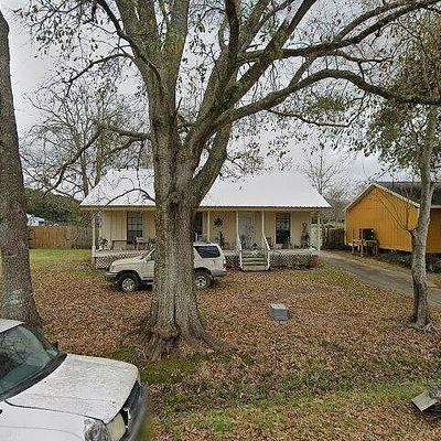 121 Southfork Dr, Youngsville, LA 70592