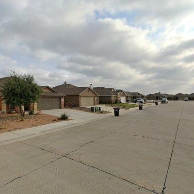 1227 Red River Ln, Midland, TX 79705