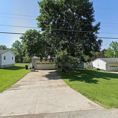 1234 Michael Dr, Mansfield, OH 44905