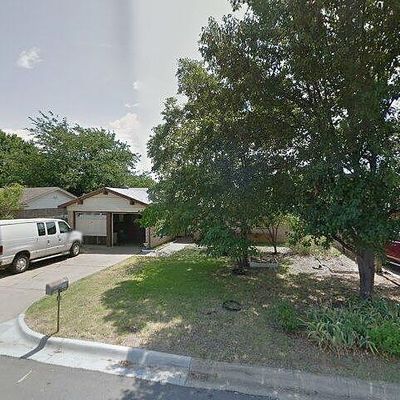 124 Bluebird Cir, Denton, TX 76209