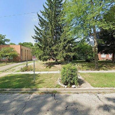 124 Franklin Blvd, Pontiac, MI 48341