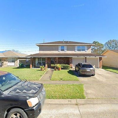 1253 Lochlomand Dr, Harvey, LA 70058