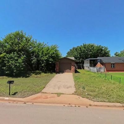 109 Mary Dr, Elk City, OK 73644