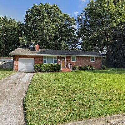 11 Bonita Dr, Newport News, VA 23602