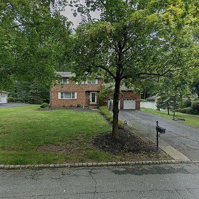 11 Morgantine Rd, Roseland, NJ 07068