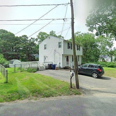 11 Sea View Dr, Warwick, RI 02889